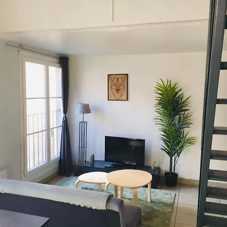 Appartement Duplex Au Coeur De Bordeaux, Quartier Saint Michel.